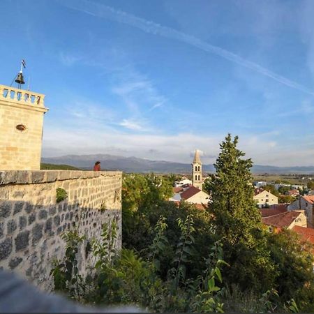 Apartman Gluic Sinj Zewnętrze zdjęcie