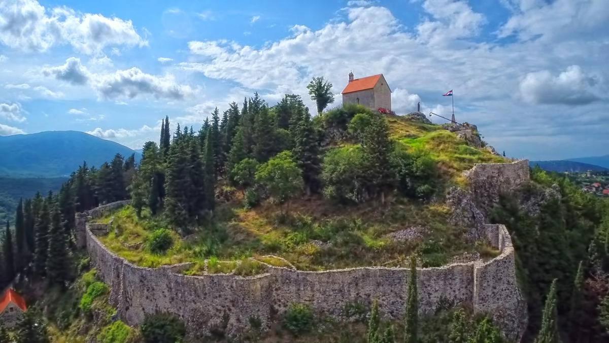 Apartman Gluic Sinj Zewnętrze zdjęcie