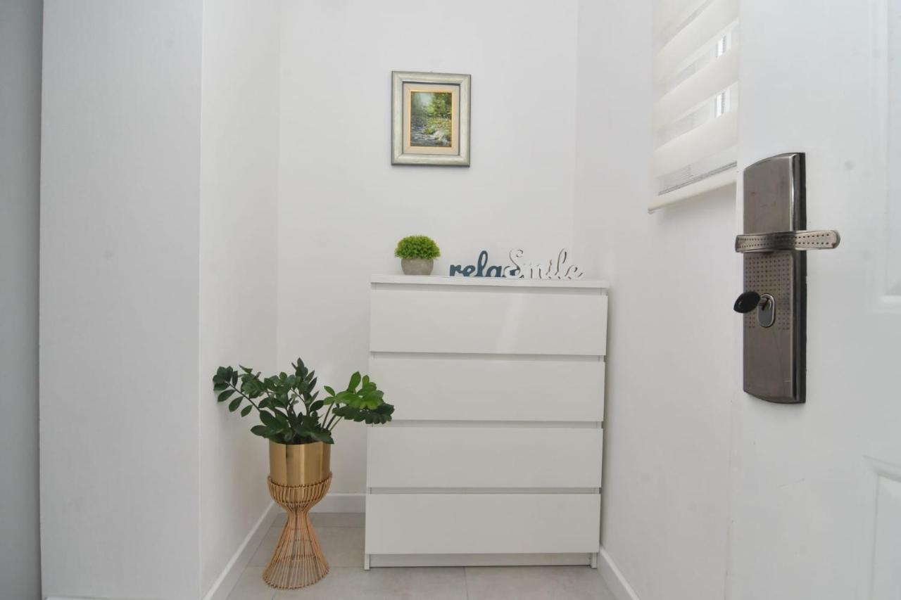 Apartman Gluic Sinj Zewnętrze zdjęcie